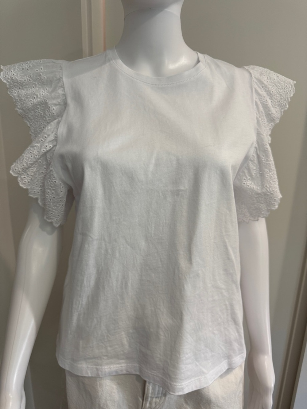 Zara White Eyelet Ruffle Sleeve Tee